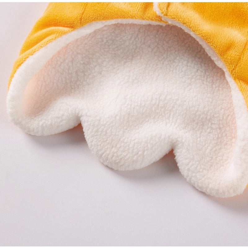 In Autumn And Winter, The Dog Is Funny. The Hot Spring Fish Wears A Hat And A Vest, Transforming Into A Teddy Cotton-padded Suit For Pet Dogs